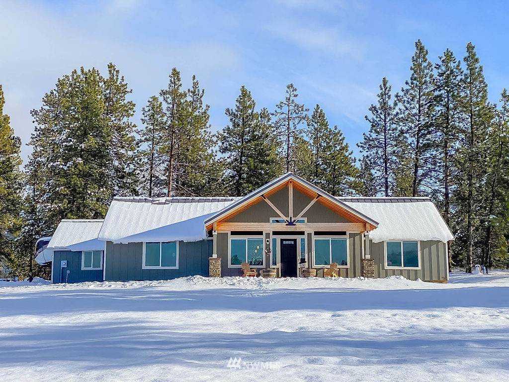 1641 Leo Lane - Photo 1