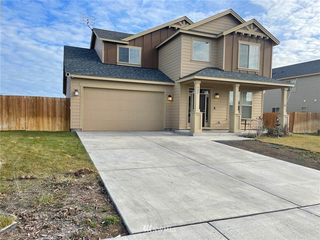 926 Country Avenue - Photo 1