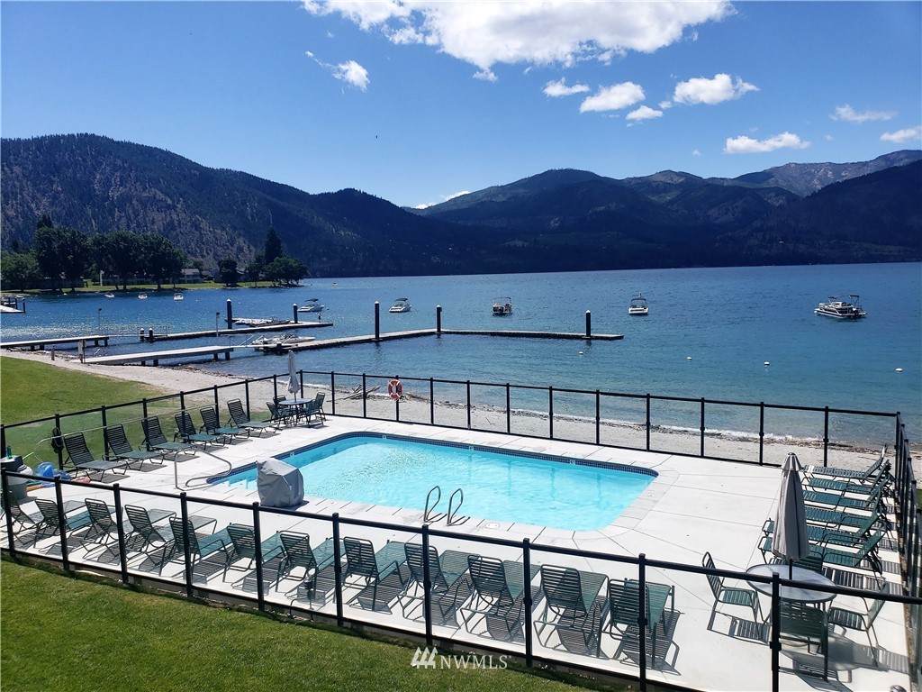 1 Lakeside 709-J - Photo 1