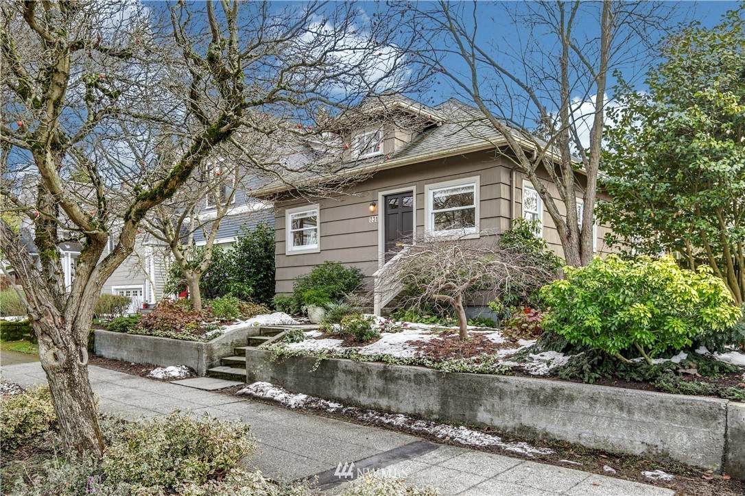 731 76th Street - Photo 1