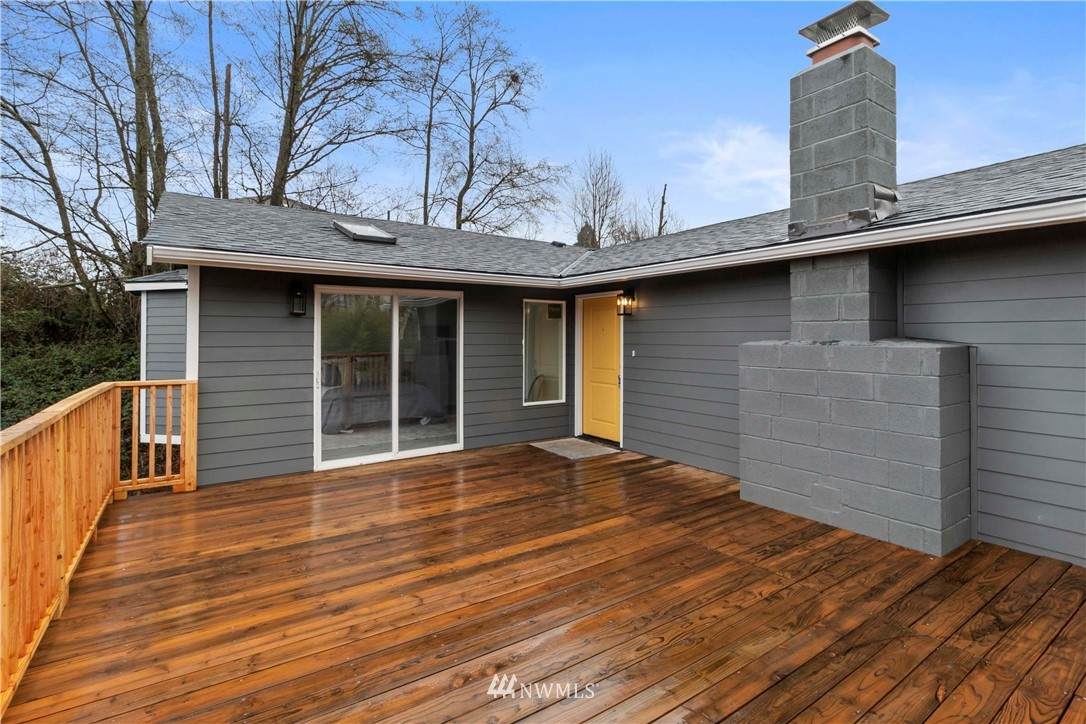 5618 31st Avenue - Photo 1