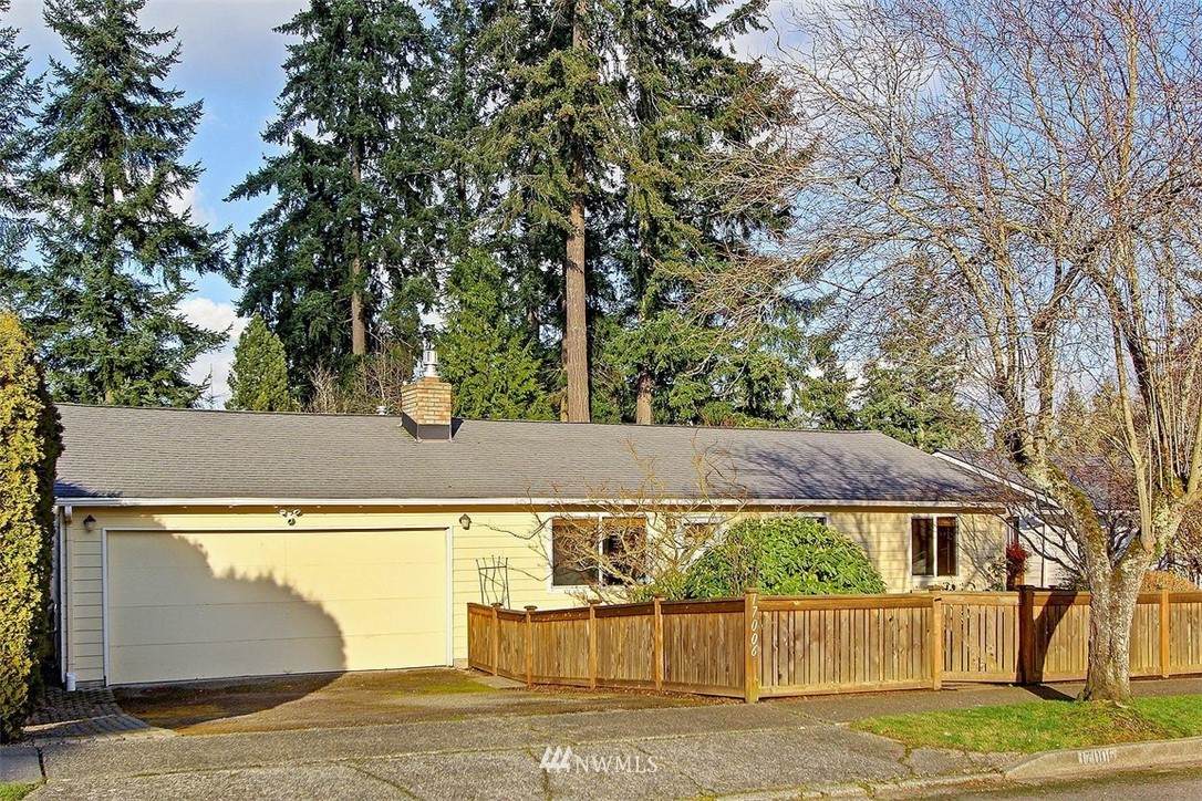 17006 106th Street - Photo 1
