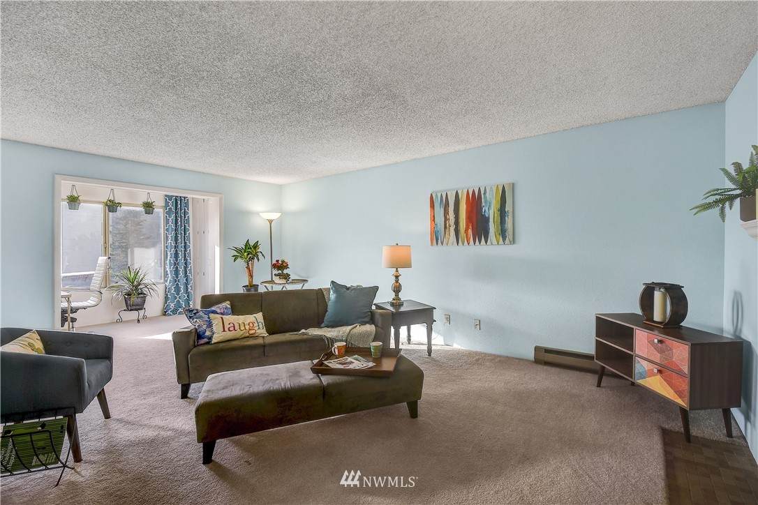 2222 92nd Street - Photo 1
