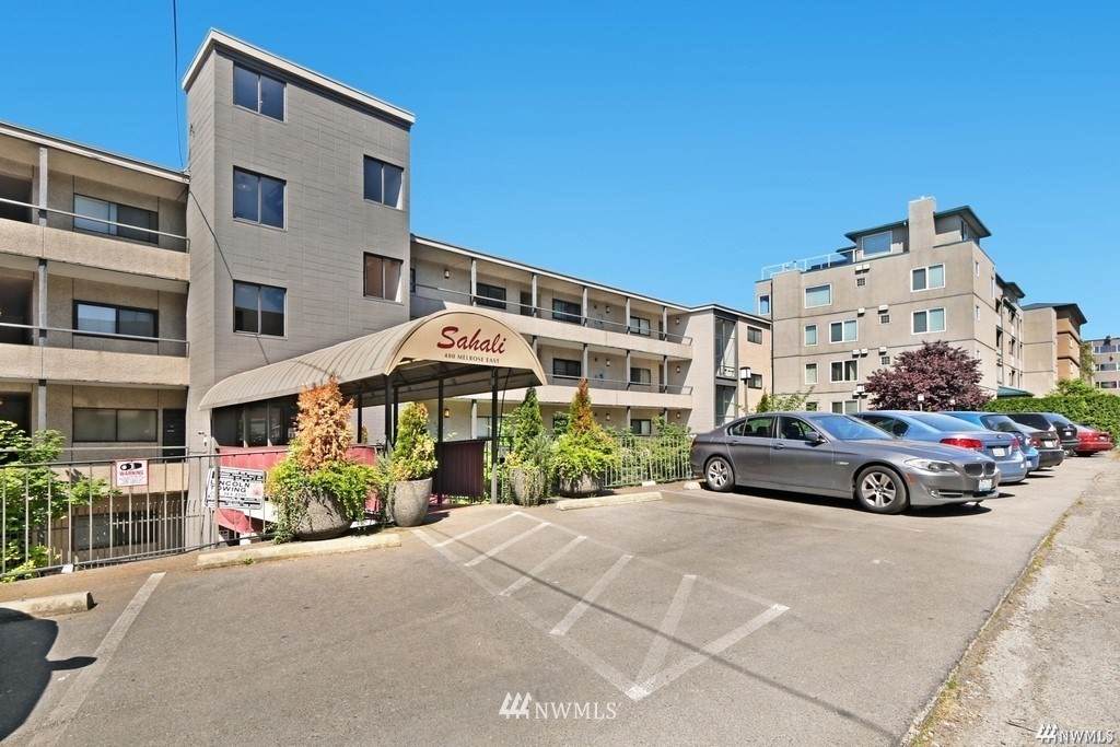 400 Melrose Avenue - Photo 1
