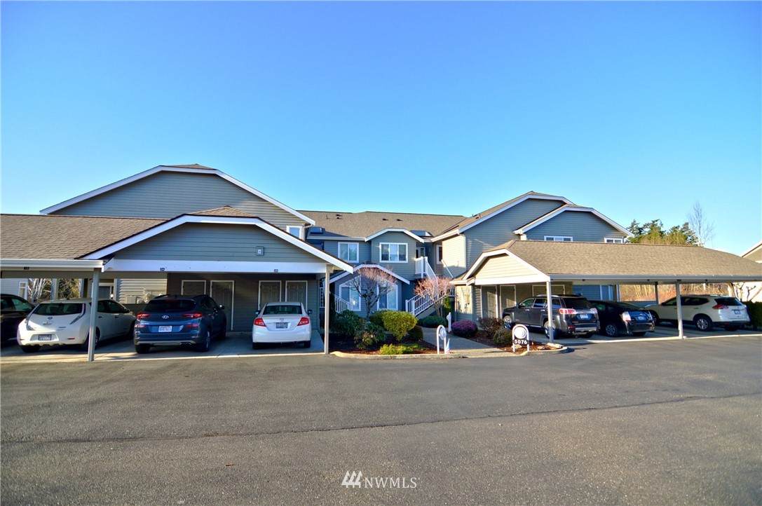 5076 Festival Boulevard - Photo 1