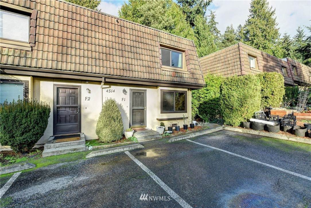 4514 176th Street - Photo 1