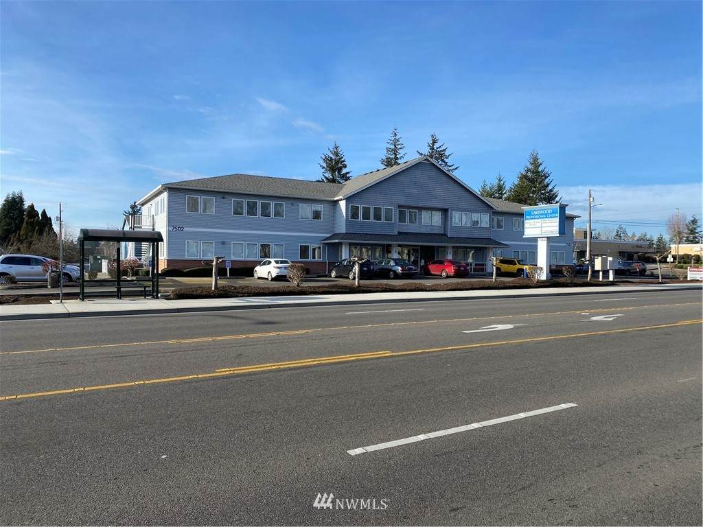 7502 Lakewood Drive - Photo 1