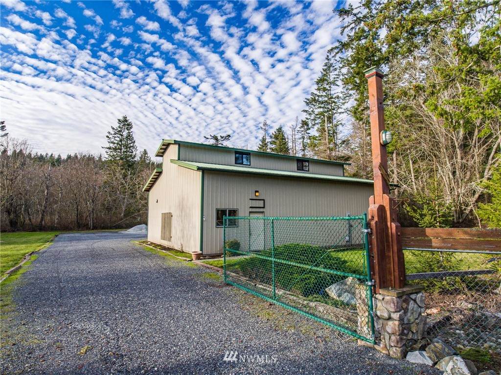 6 Sapphire Drive - Photo 1