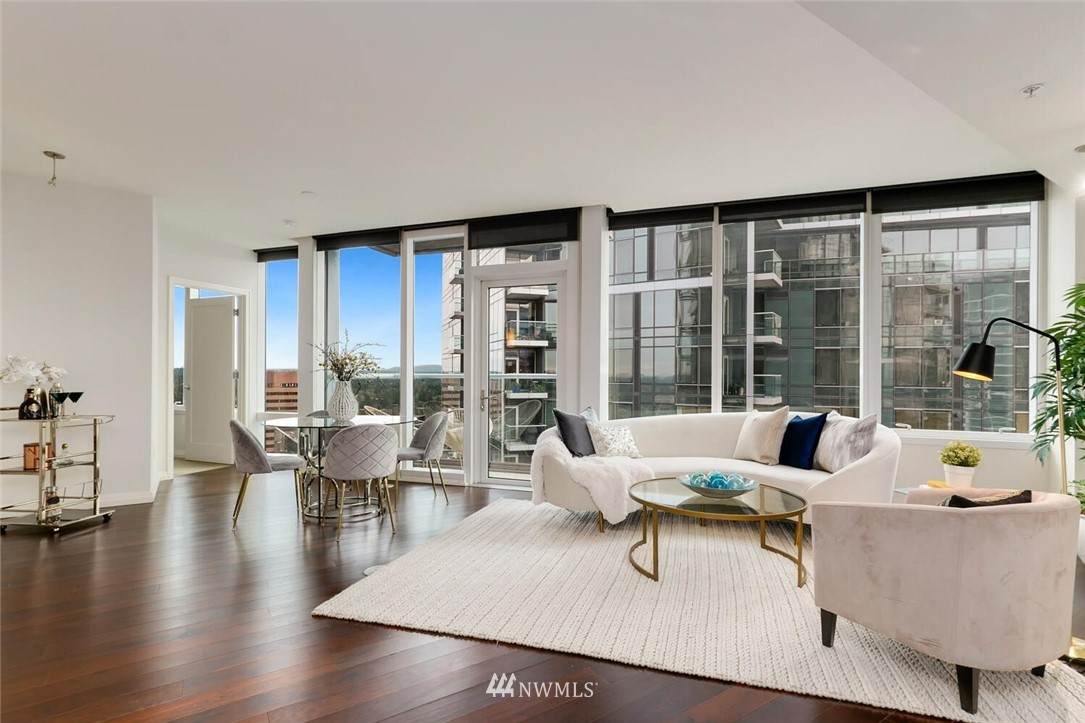 500 106th Avenue - Photo 1