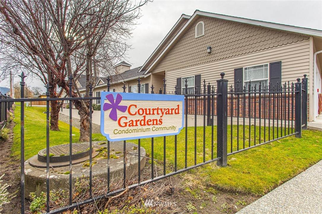 325 Laventure Road - Photo 1