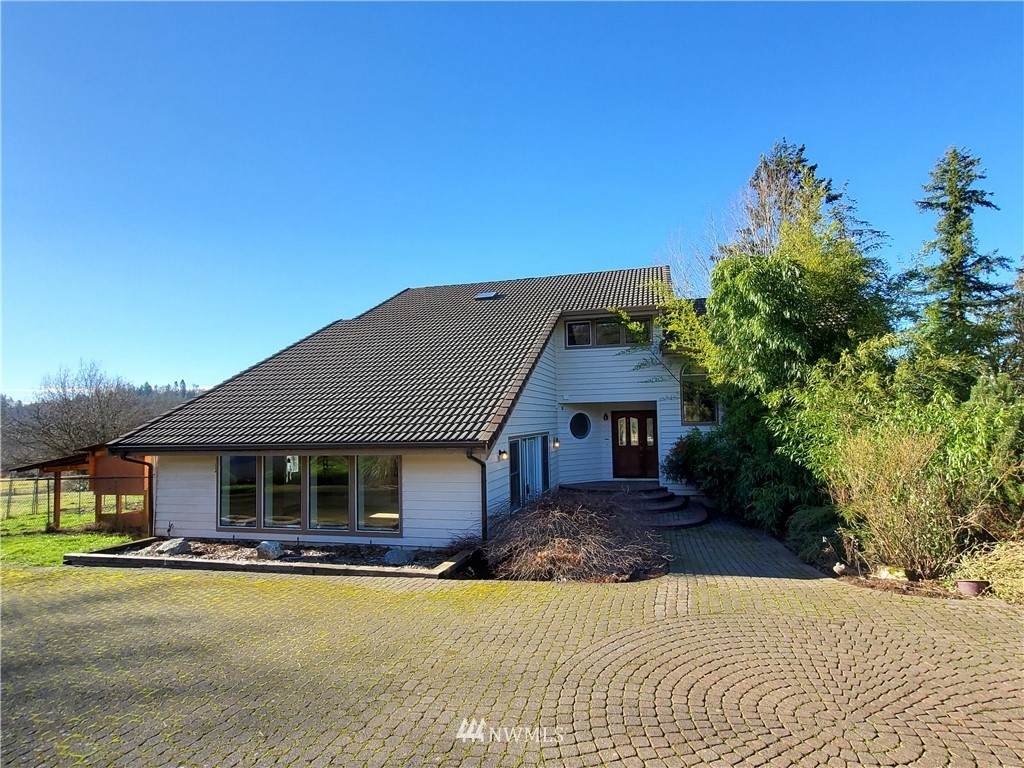 717 Schoen Road - Photo 1