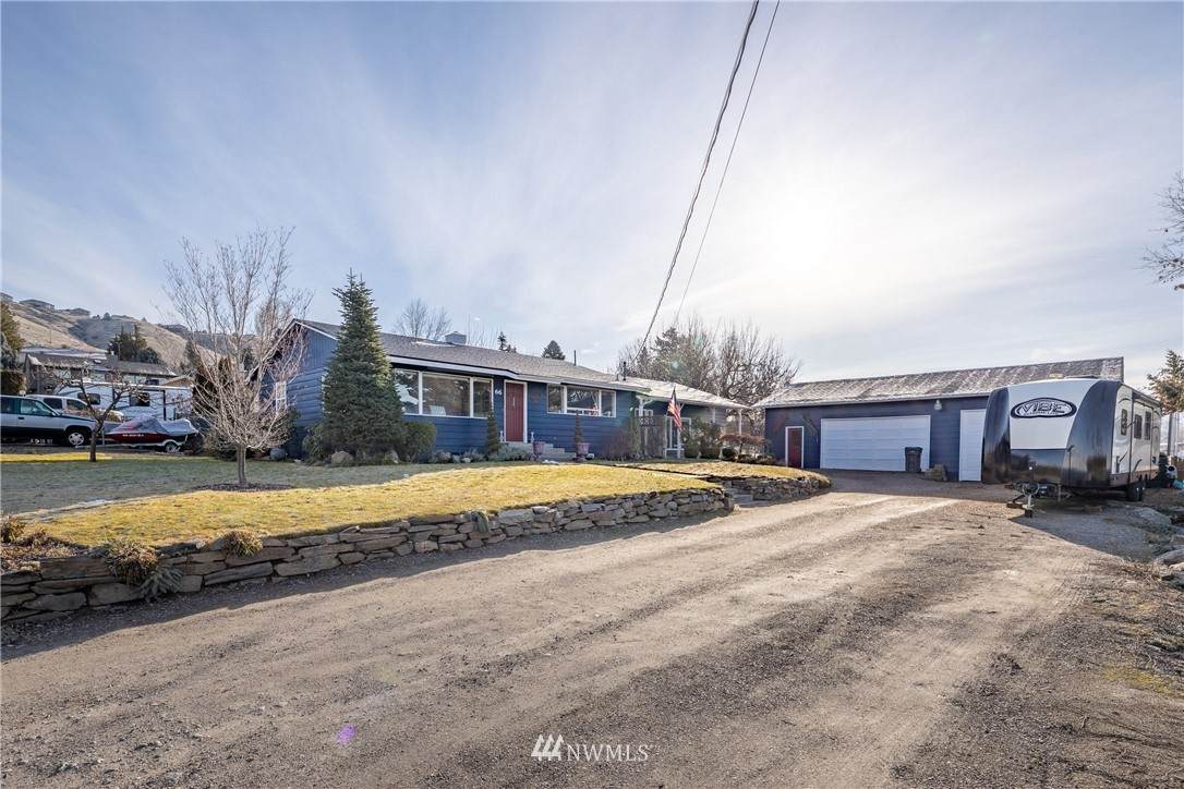66 27th Street - Photo 1