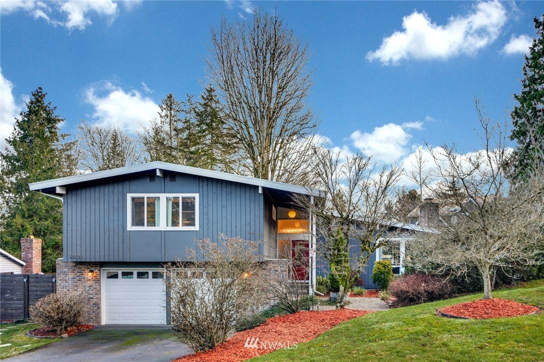 14823 64th Street - Photo 1