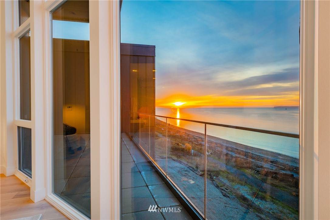 9545 Semiahmoo Parkway - Photo 1