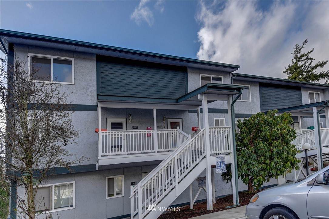 8823 Holly Drive - Photo 1