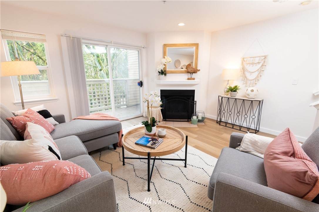 16019 Waynita Way - Photo 1