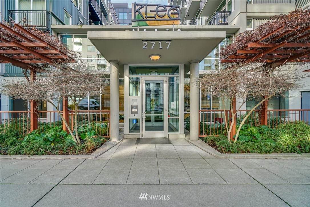 2717 Western Avenue - Photo 1
