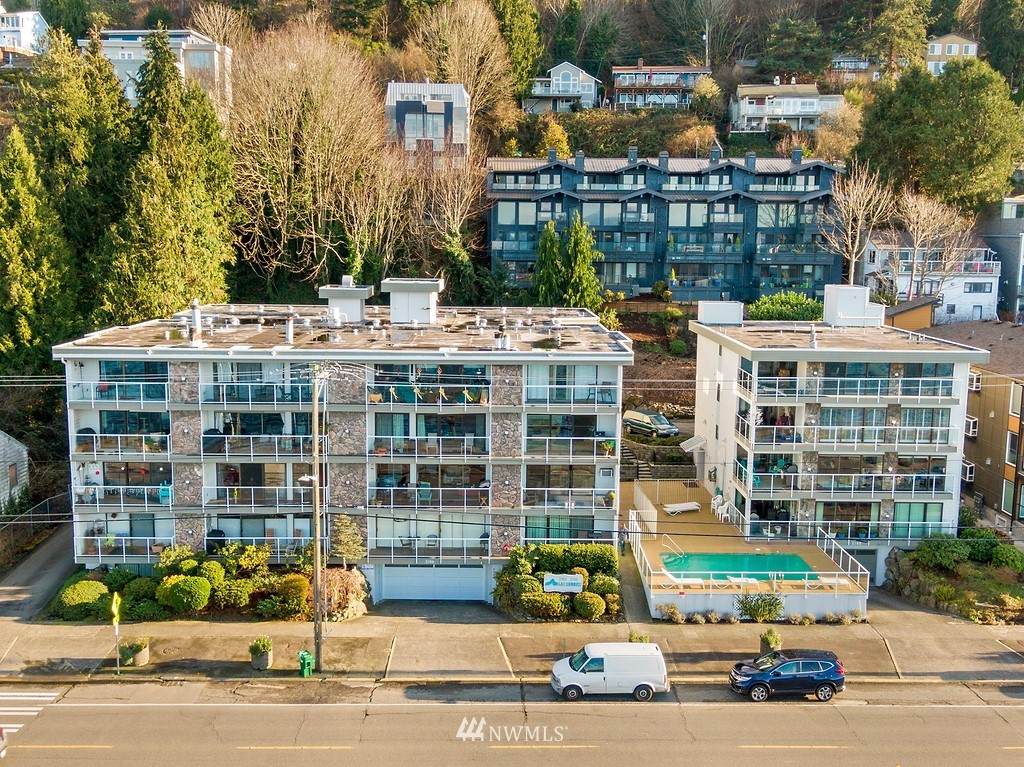 2108 Alki Avenue - Photo 1
