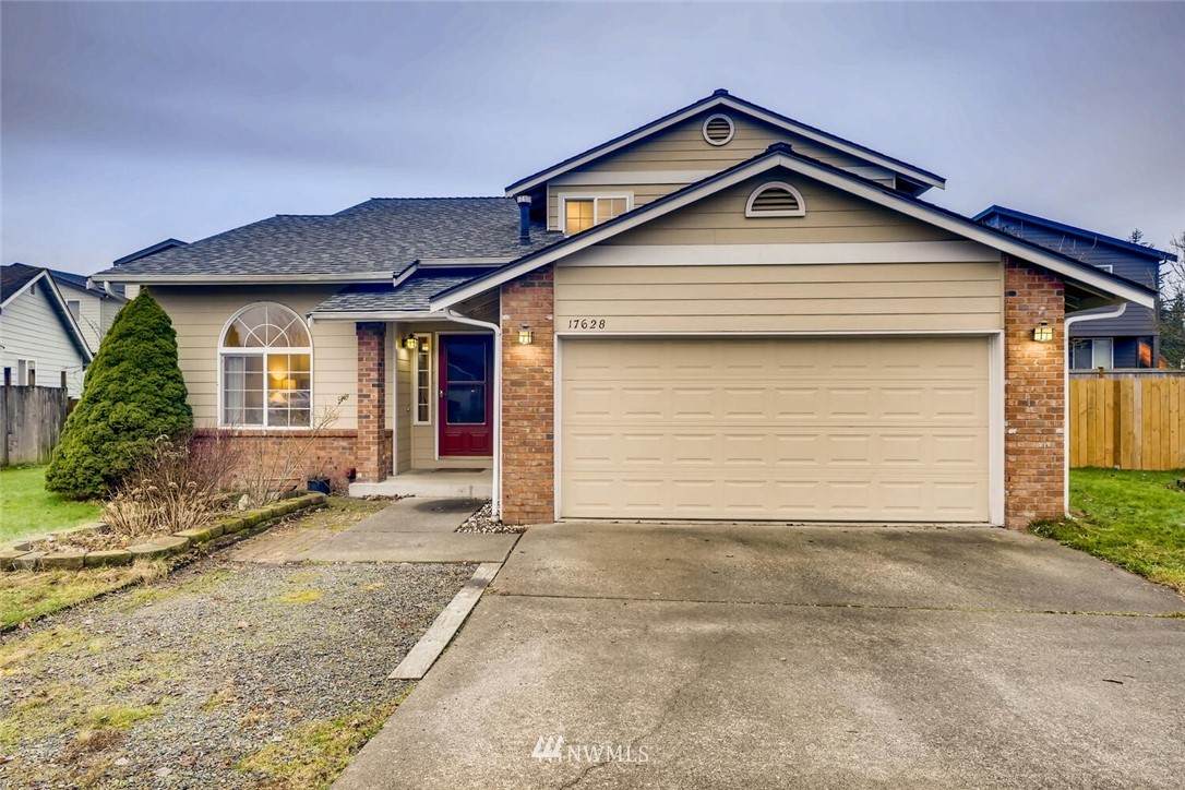 17628 27th Avenue - Photo 1