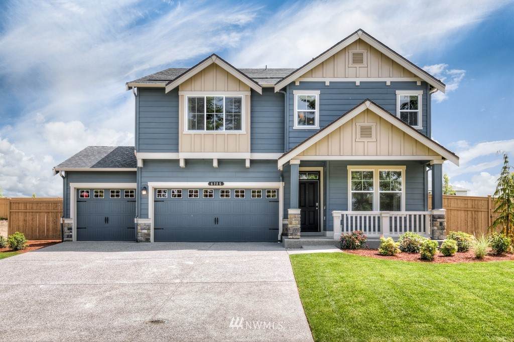 2907 107 Avenue - Photo 1