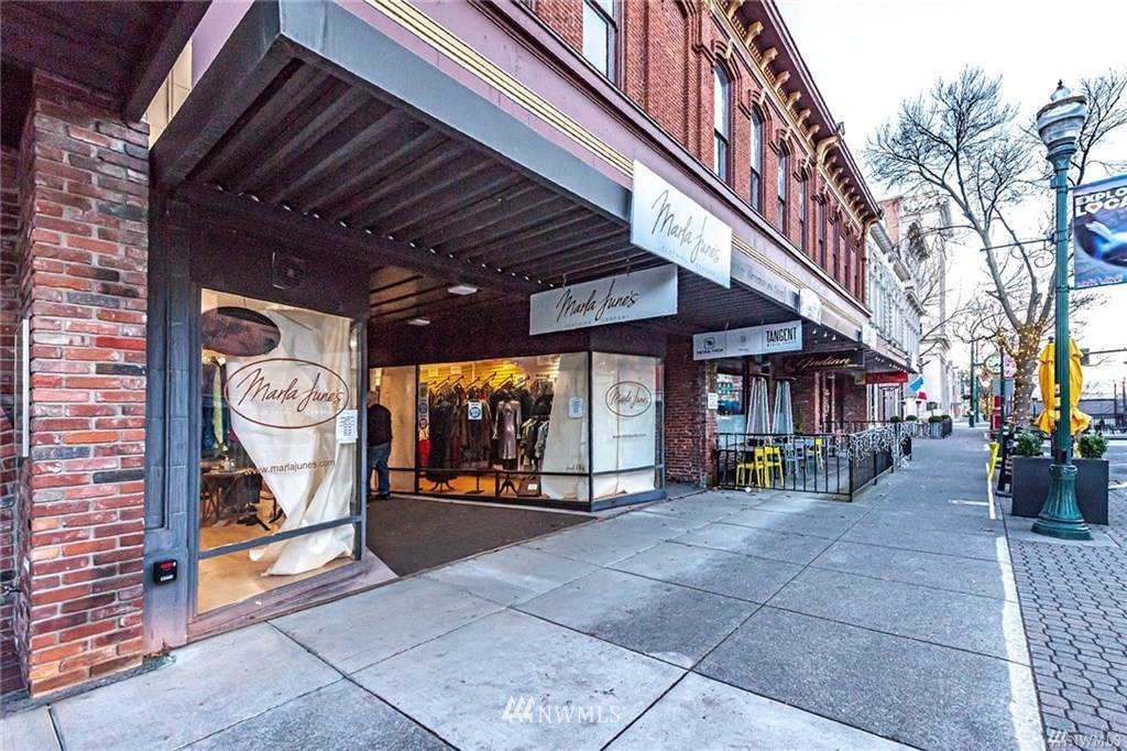 16 Main Street - Photo 1