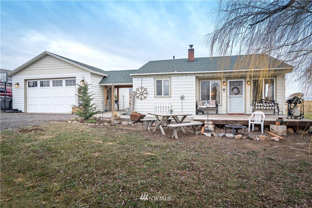 1461 Harold Road - Photo 1