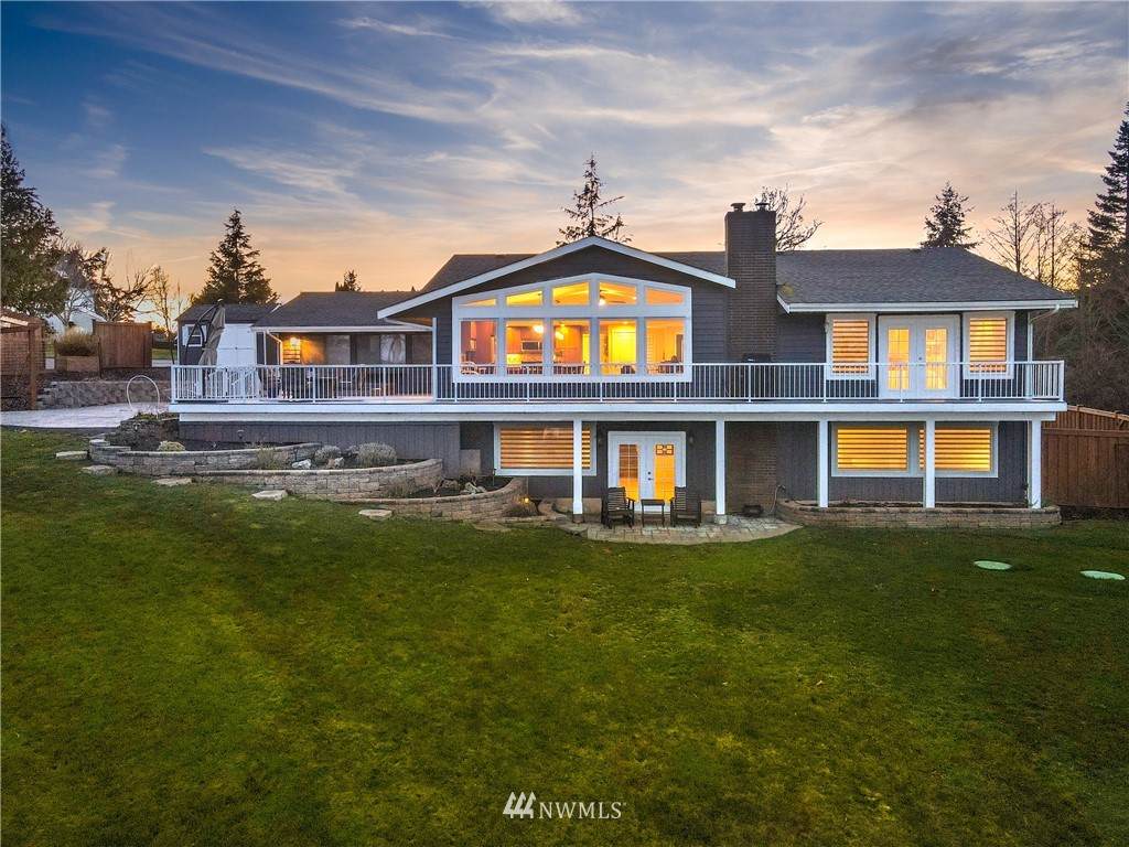 502 Sunrise Boulevard - Photo 1