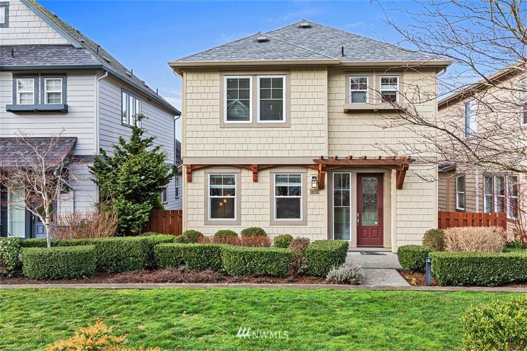 1652 Falls Drive - Photo 1