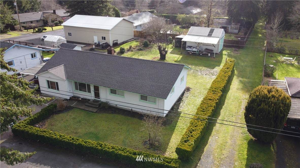 913 Simpson Avenue - Photo 1