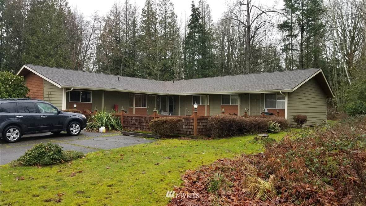 298 Jerome Street - Photo 1