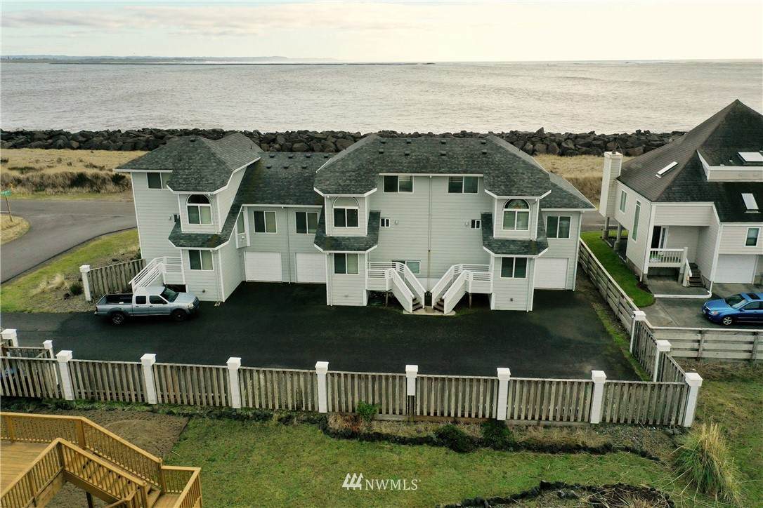 1499 Diamond Head Avenue - Photo 1