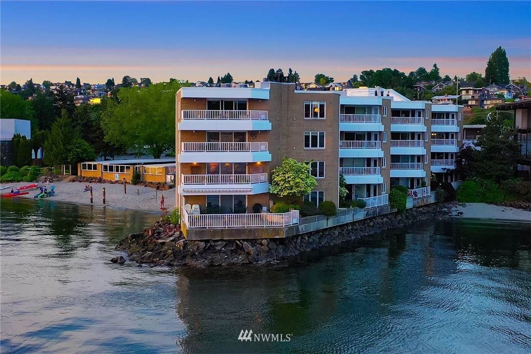 6321 Seaview Avenue - Photo 1