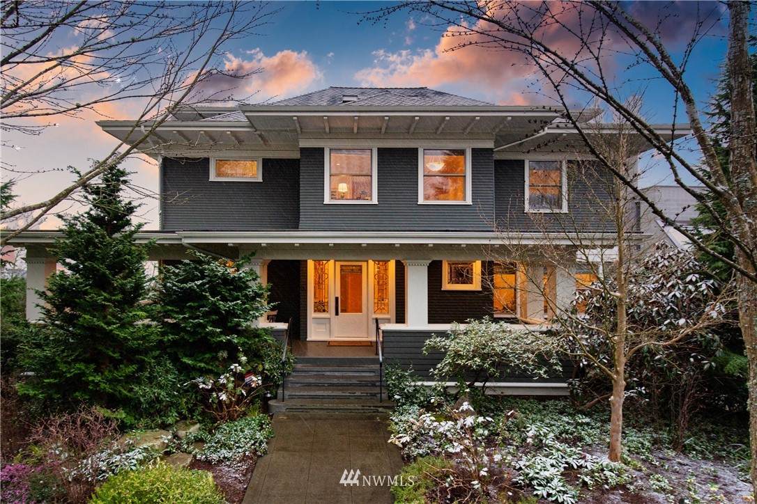 403 Comstock Street - Photo 1