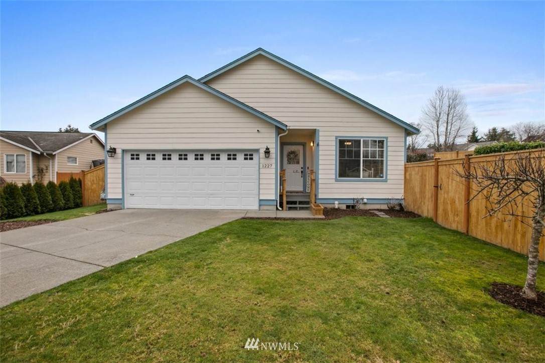 1227 Juniper Place - Photo 1