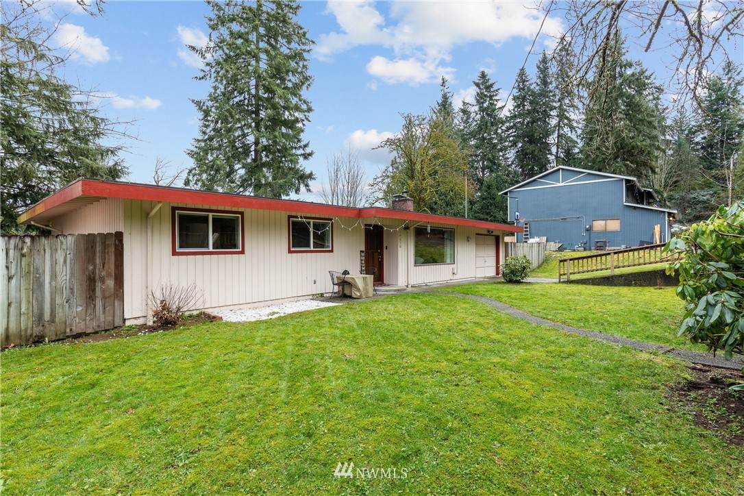 14630 204th Avenue - Photo 1