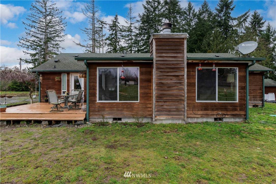 5615 320th Street - Photo 1