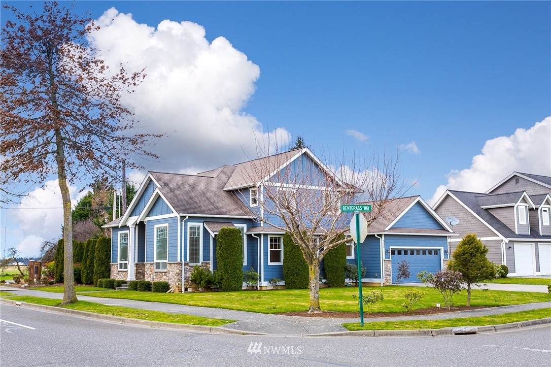 900 Homestead Boulevard - Photo 1