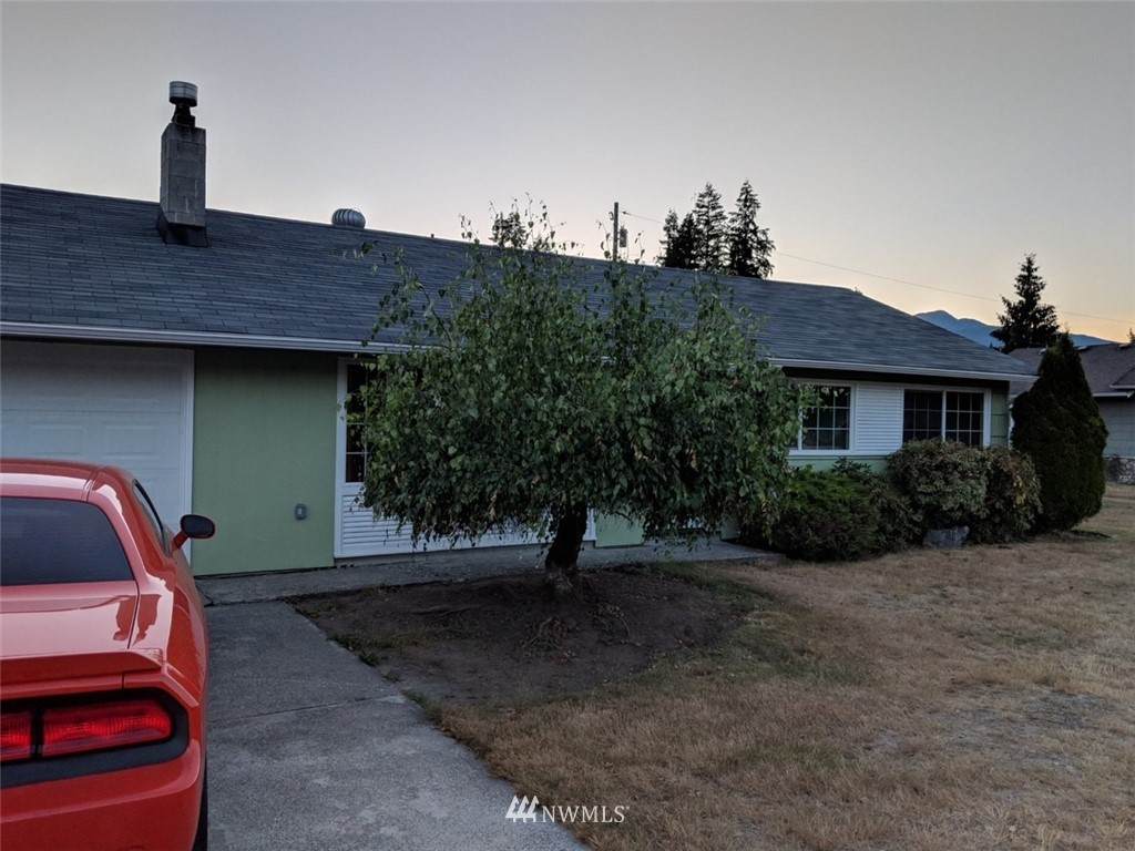 815 Givens Avenue - Photo 1