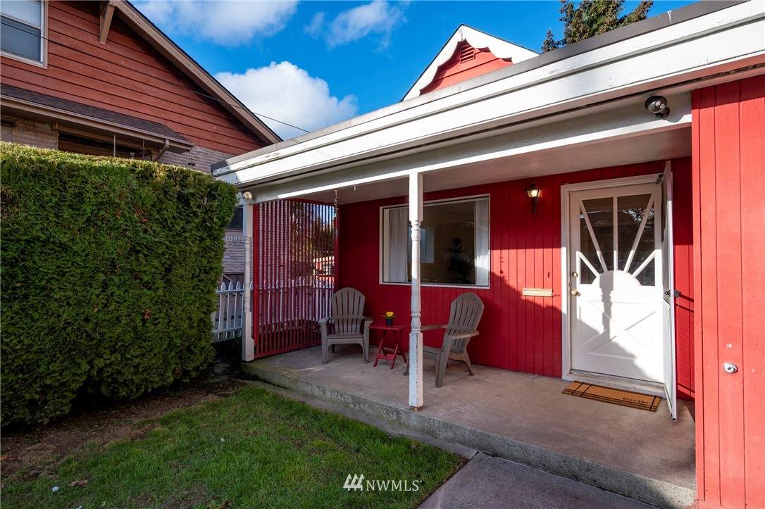 112 83rd Street - Photo 1
