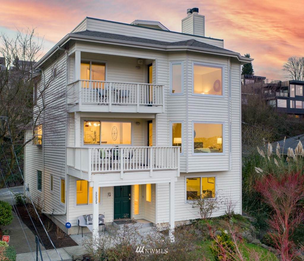 3235 25th Avenue - Photo 1