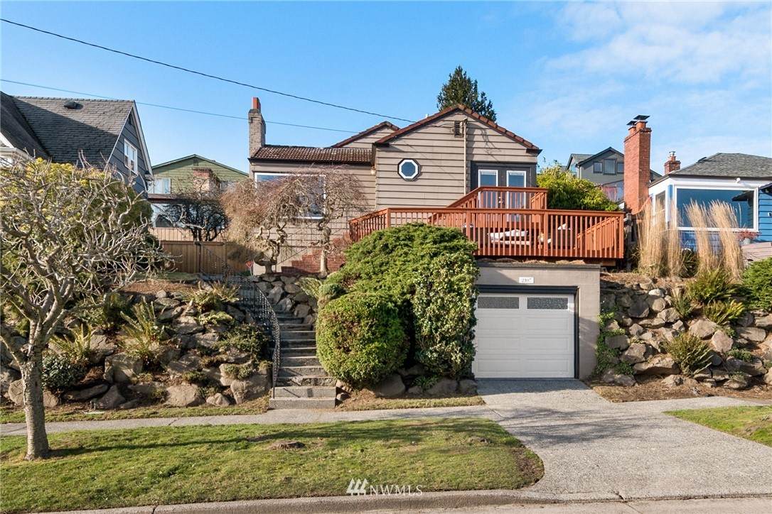 2107 26th Avenue - Photo 1