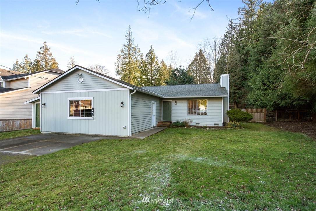 8402 319th Street - Photo 1