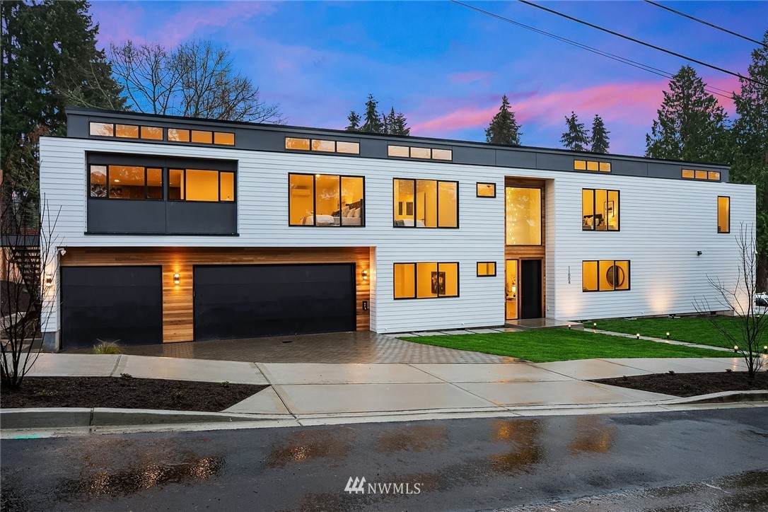 11004 104th Avenue - Photo 1