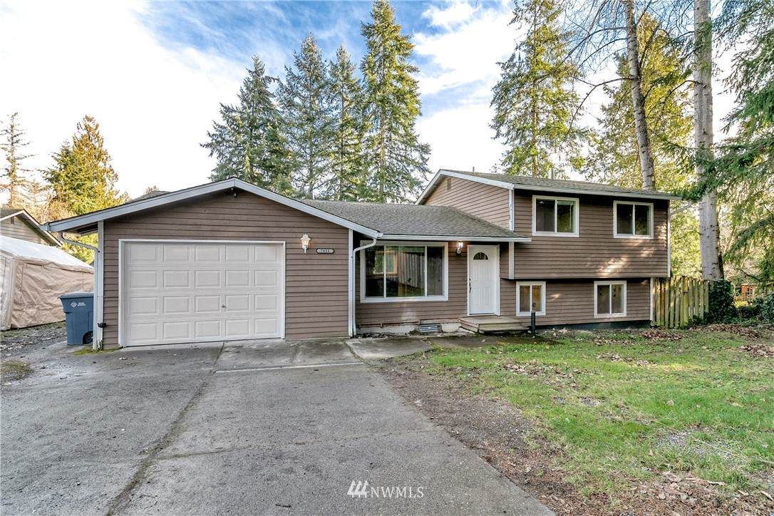 7622 194th Avenue - Photo 1