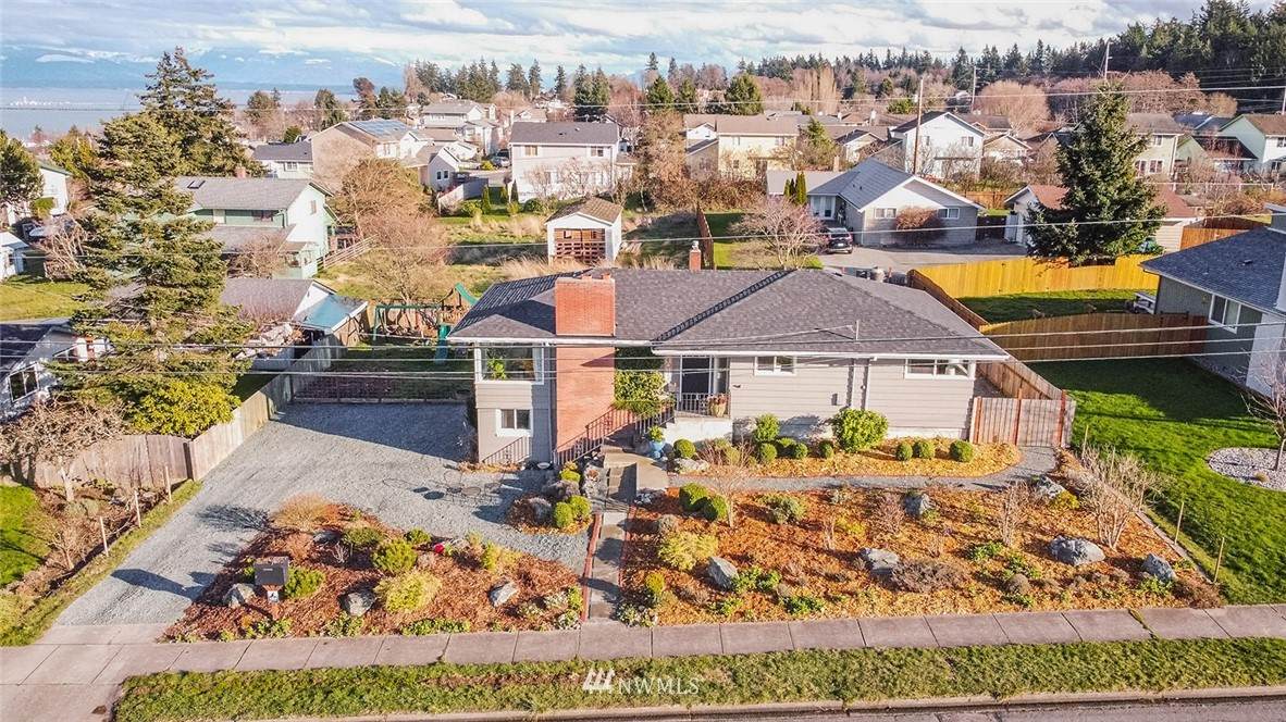 4013 M Avenue - Photo 1
