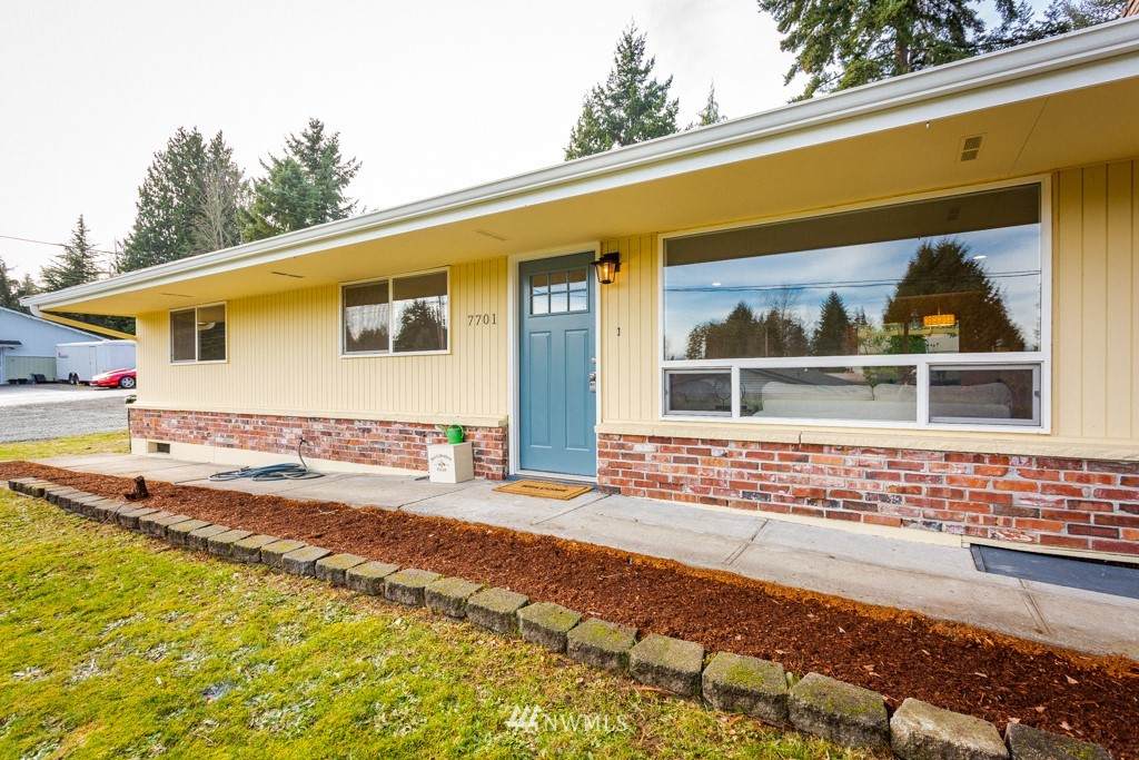 7701 118th Street - Photo 1