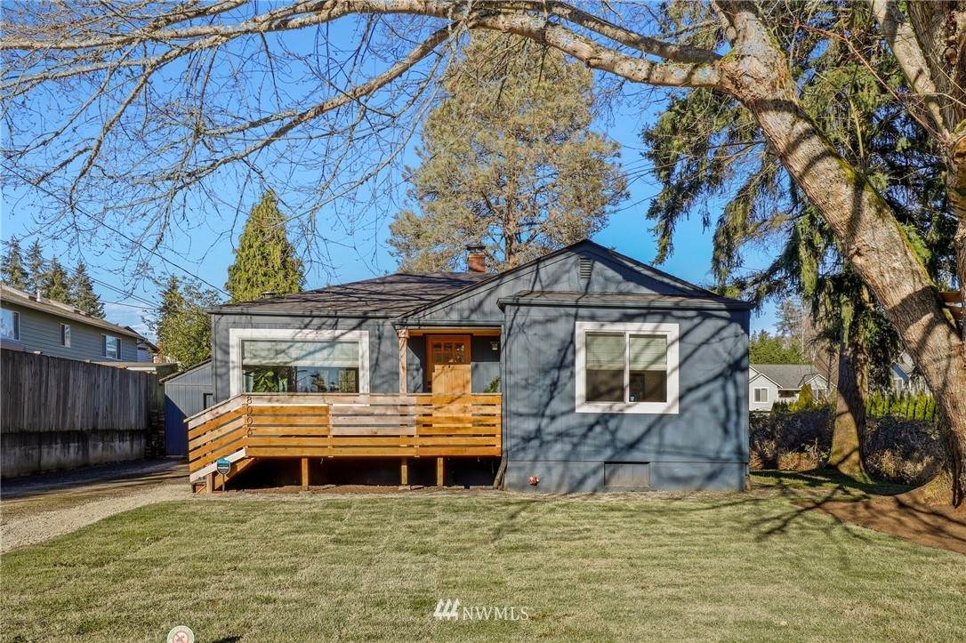 8006 143rd Street - Photo 1