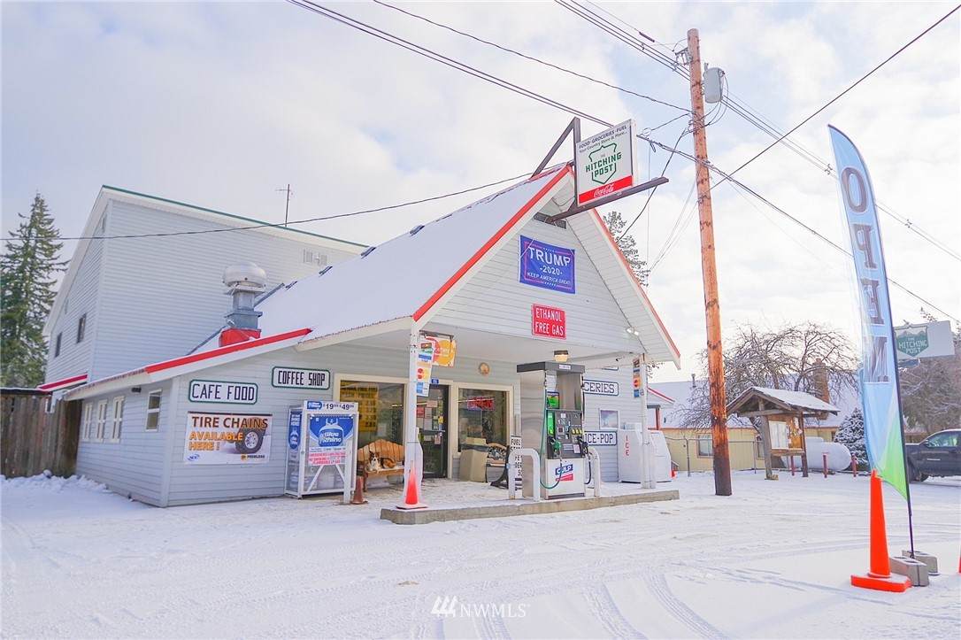 1741 /1751 Railroad Street - Photo 1