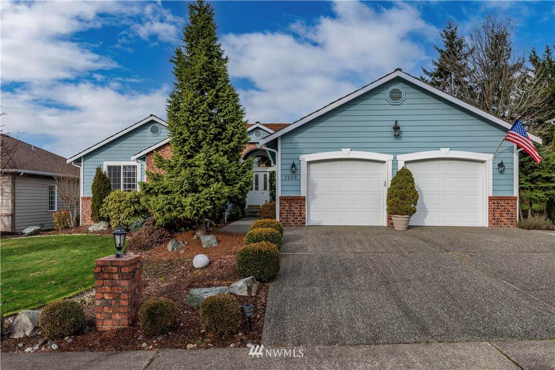 7609 Inverness Drive - Photo 1