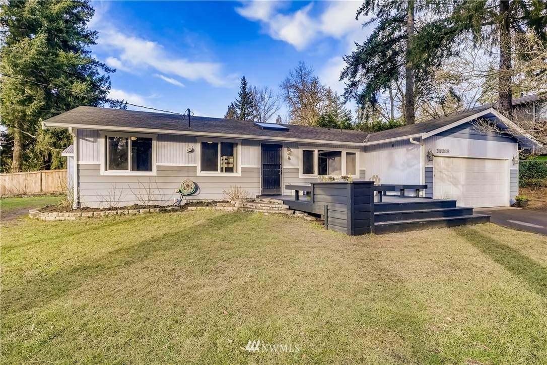 13812 180th Avenue - Photo 1